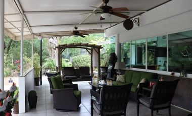 Quinta o Rancho en venta en Suchitlan, Colima