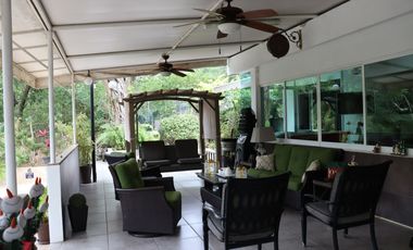 Quinta o Rancho en venta en Suchitlan, Colima