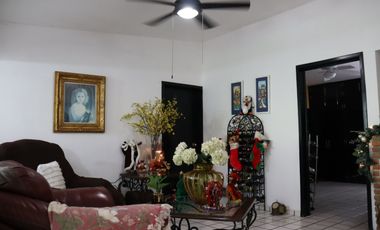 Quinta o Rancho en venta en Suchitlan, Colima