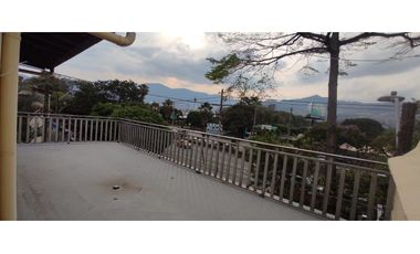 Casa Comercial  en Arriendo en Envigado Sector Alcala