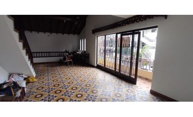 Casa Comercial  en Arriendo en Envigado Sector Alcala