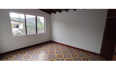 Casa Comercial  en Arriendo en Envigado Sector Alcala