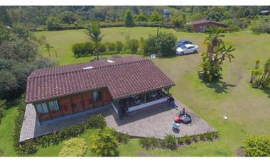 Venta Finca en el Carmen de Viboral sector Aguas Claras