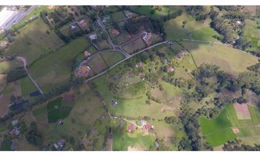 Venta Finca en el Carmen de Viboral sector Aguas Claras