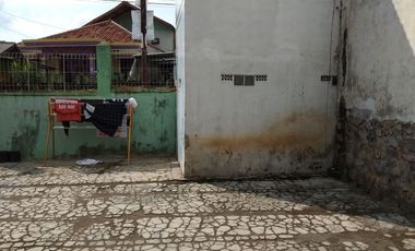HITUNG TANAH SAJA di pinggir jalan raya ciloa padalarang