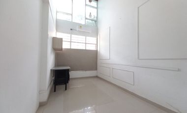 COD. 636 - SE ARRIENDA CASA LOCAL - BARRIO: LA FORD