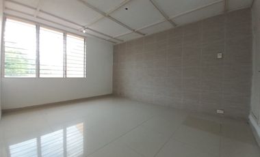 COD. 636 - SE ARRIENDA CASA LOCAL - BARRIO: LA FORD