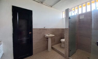 COD. 636 - SE ARRIENDA CASA LOCAL - BARRIO: LA FORD