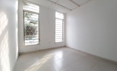 COD. 636 - SE ARRIENDA CASA LOCAL - BARRIO: LA FORD