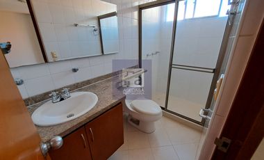 COD. 4502 - SE ARRIENDA APARTAMENTO - BARRIO: SOTOMAYOR