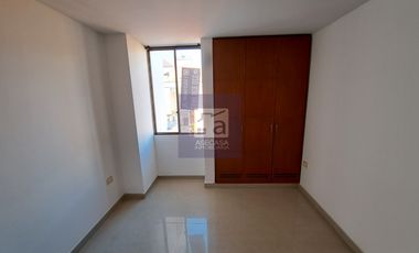 COD. 4502 - SE ARRIENDA APARTAMENTO - BARRIO: SOTOMAYOR