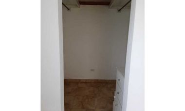 SE VENDE APARTAMENTO EN VILLA LUCIA