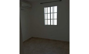 SE VENDE APARTAMENTO EN VILLA LUCIA