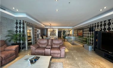 Se vende penthouse Av. Balboa, PH Rivage