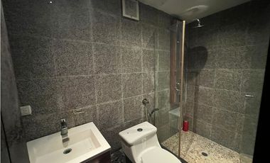 Se vende penthouse Av. Balboa, PH Rivage