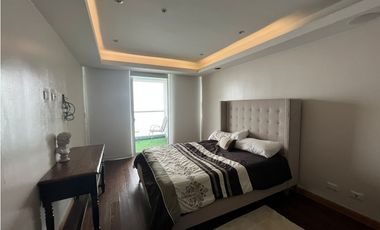 Se vende penthouse Av. Balboa, PH Rivage