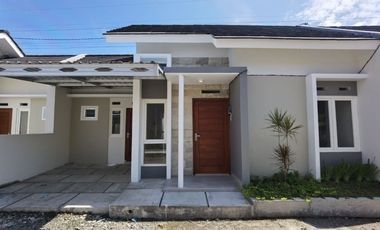 Rumah minimalis cantik dalam perumahan di area Jogja Selatan