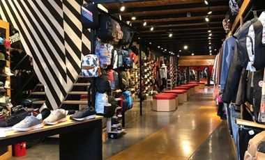 Excelentes locales a la venta