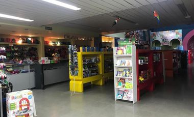 Excelentes locales a la venta