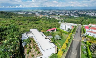 VENTA LOTE EN CONDOMINIO EN ALTO MENGA. Cod V6877