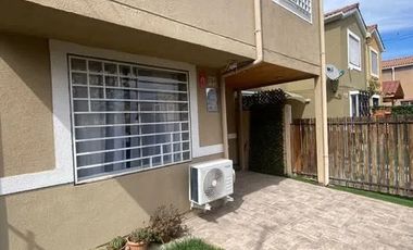 Venta Casa Centro De Buin Con Estacionamiento