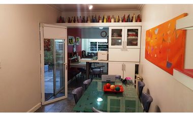 Chalet 3 ambientes con dependencia. Parque y Quincho. Barrio Don Bosco