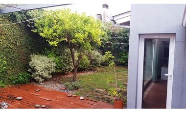 Chalet 3 ambientes con dependencia. Parque y Quincho. Barrio Don Bosco