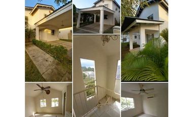 VENTA DE CASA EN RESIDENCIAL PLAYA DORADA PH LAS OLAS 3 RECAMARAS