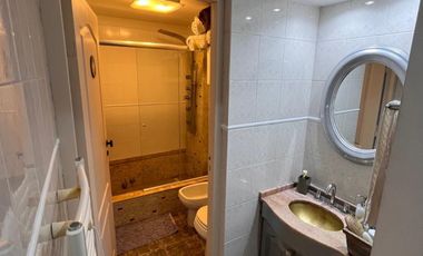 MUY LINDO CHALET FAMILIAR O MULTIFAMILAR SOBRE DOS LOTES