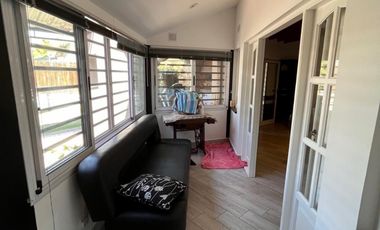 MUY LINDO CHALET FAMILIAR O MULTIFAMILAR SOBRE DOS LOTES