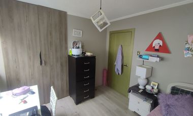 DEPARTAMENTO EN VENTA URDESA CENTRAL. TOTALMENTE REMODELADO. EXCELENTES ACABADOS.