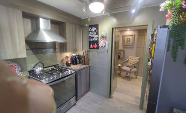 DEPARTAMENTO EN VENTA URDESA CENTRAL. TOTALMENTE REMODELADO. EXCELENTES ACABADOS.