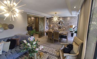 DEPARTAMENTO EN VENTA URDESA CENTRAL. TOTALMENTE REMODELADO. EXCELENTES ACABADOS.