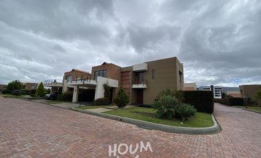 Casa Santa Cruz ID: 164226r