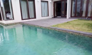VILLA DIJUAL CEPAT HARGA NEGO DI JIMBARAN