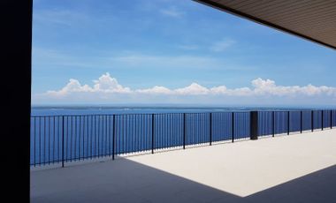 THE REEF 3 Bedroom Penthouse Unit with an INCREDIBLE view of the sea Mactan Island Cebu