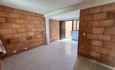 casa en arriendo en parques de la italia. Cod A126324