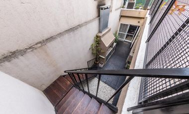 EN VENTA-CASA DE PASILLO DE  DOS DORMITORIOS-BARRIO LAS HERAS