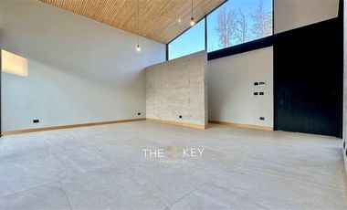 Casa en ARRIENDO SOLO CON COMPROMISO DE COMPRA de 4 dorm