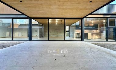 Casa en ARRIENDO SOLO CON COMPROMISO DE COMPRA de 4 dorm
