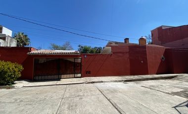Magnífica Propiedad de 2 Casas en Venta
