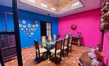 Magnífica Propiedad de 2 Casas en Venta
