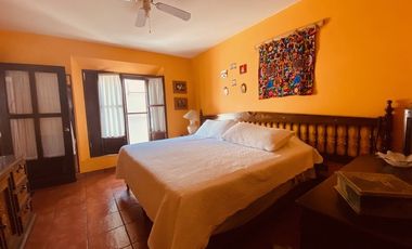 Magnífica Propiedad de 2 Casas en Venta