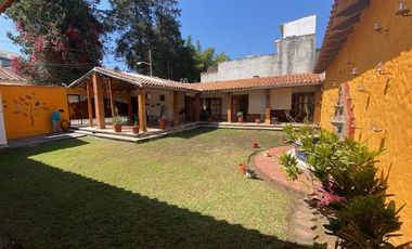 Magnífica Propiedad de 2 Casas en Venta
