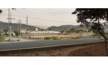 Terreno en Venta y Alquiler Vía a la Costa KM 12 Guayaquil | 4740m²