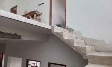 DIJUAL CEPAT SISA 2 UNIT SAJA RUMAH MEWAH HARGA MURAH 3 MENIT KE BANDARA