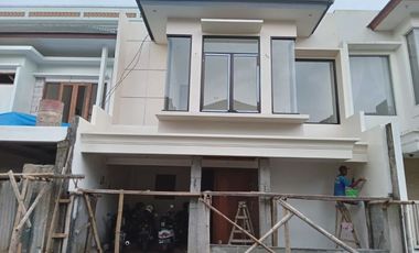 DIJUAL CEPAT SISA 2 UNIT SAJA RUMAH MEWAH HARGA MURAH 3 MENIT KE BANDARA