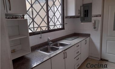 Se Vende Casa en Reparto Nuevo Panamá $ 235 K AB