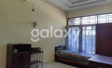 Dijual Rumah Bangunan Lama Menanggal Indah, Surabaya Selatan