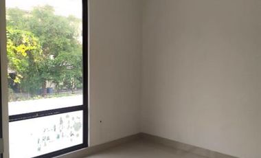 Disewakan Rumah 2lantai, Lokasi Strategis dekat Mall, Sekolah, Toll Bebas Banjir